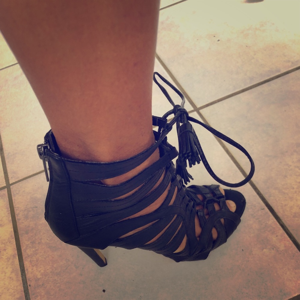 3/$25✨Sexy strappy lace up high heel sandals